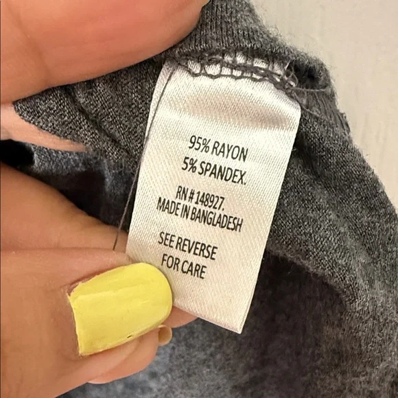 Glitz long sleeved gray top scoop neck black horizontal stripes ruched Size L - Picture 7 of 7